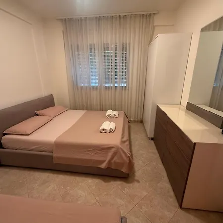 Cozy With Balcony غوليم